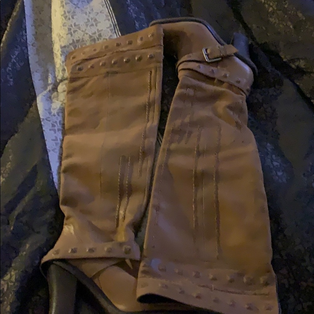Tan boots